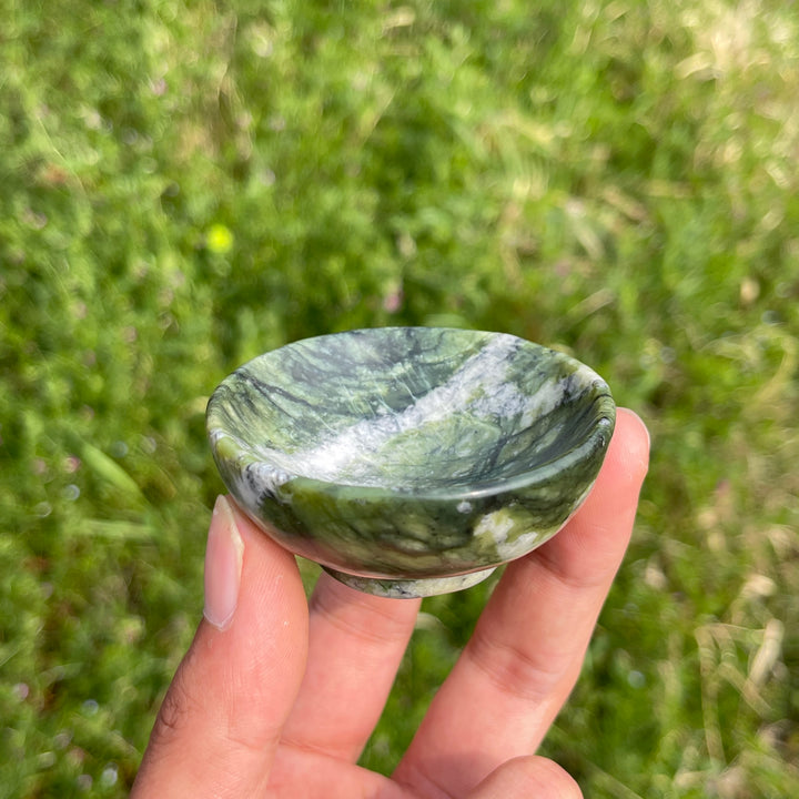 Natural Crystal Serpentine Bowl