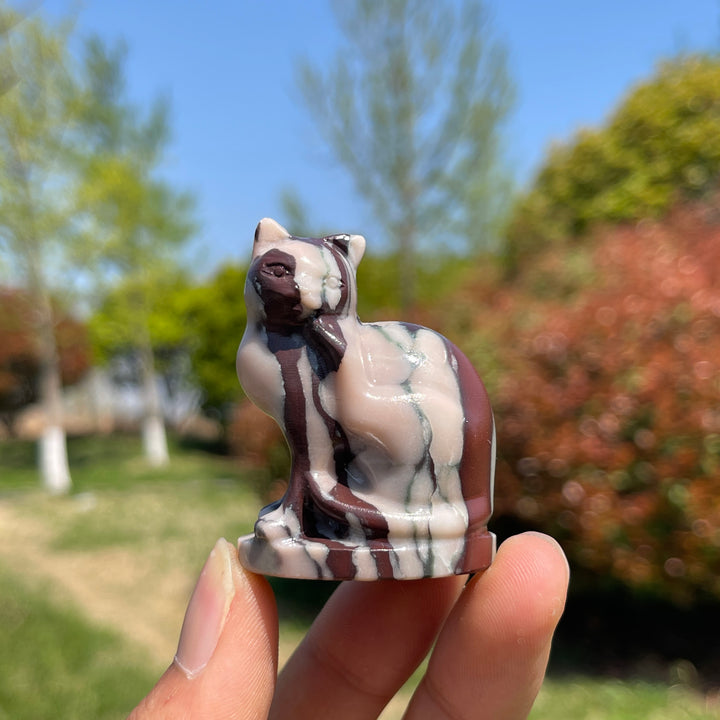 Natural Crystal Carving Kicking Cat