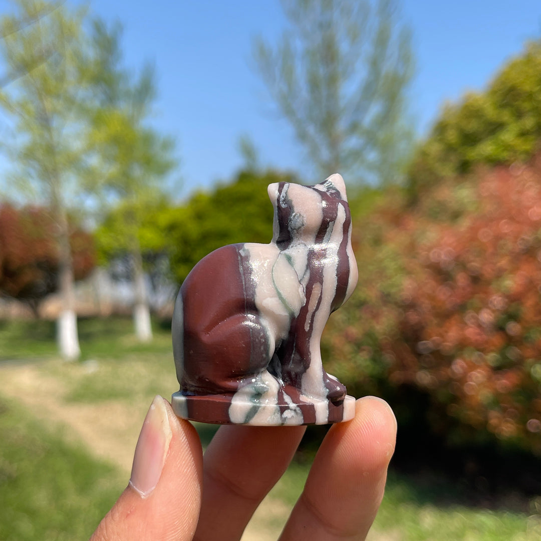 Natural Crystal Carving Kicking Cat
