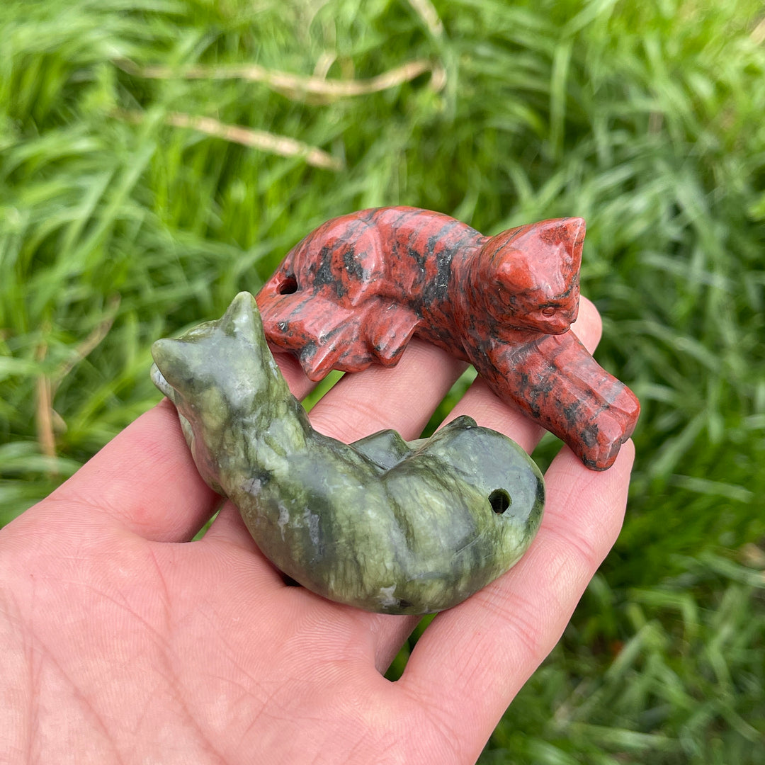 Natural Crystal Carving Curled-Tail Lying Cat