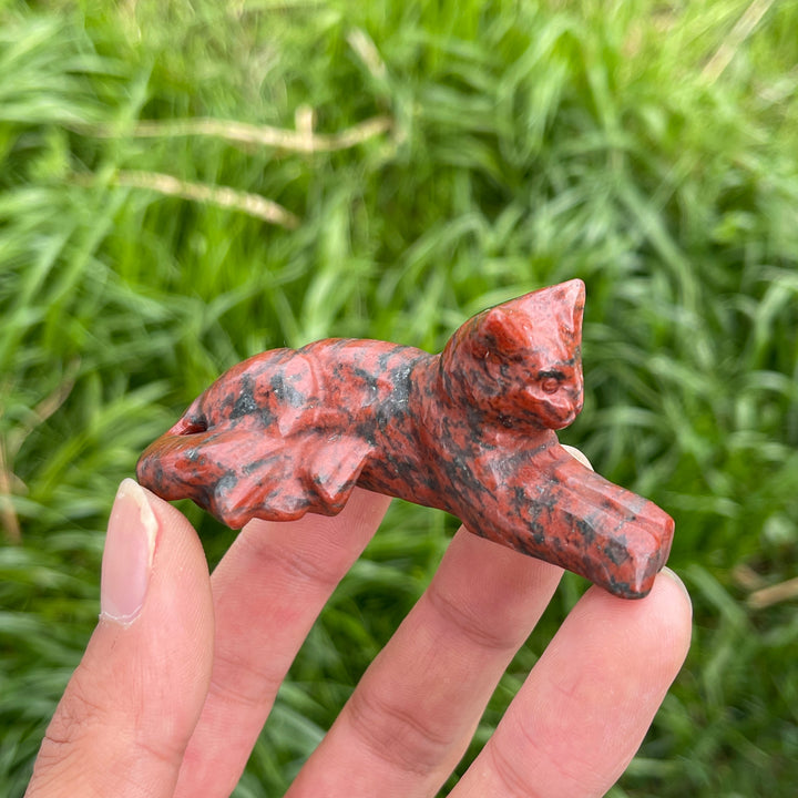 Natural Crystal Carving Curled-Tail Lying Cat