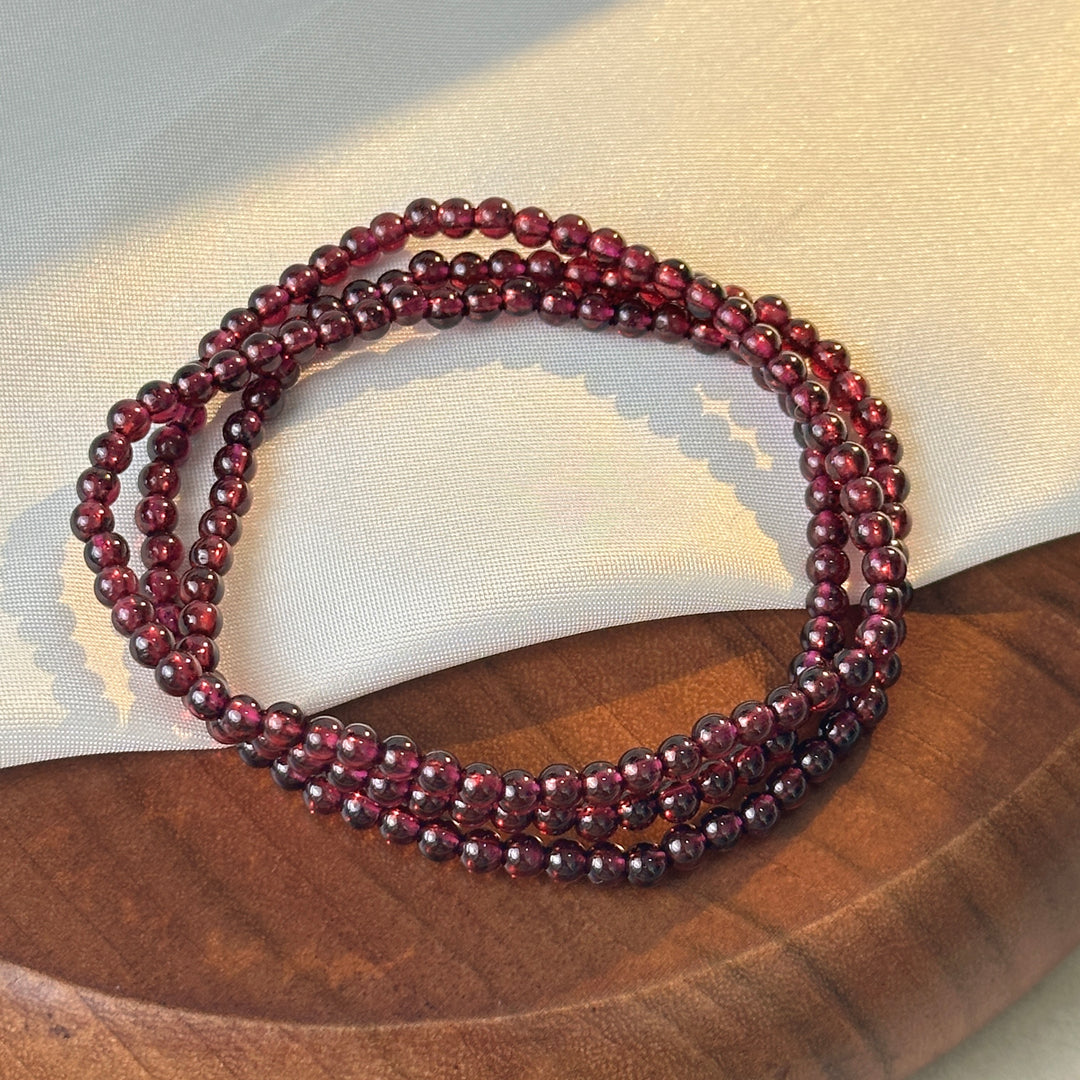 Three Cires Garnet Bracelet 3.6-3.7mm