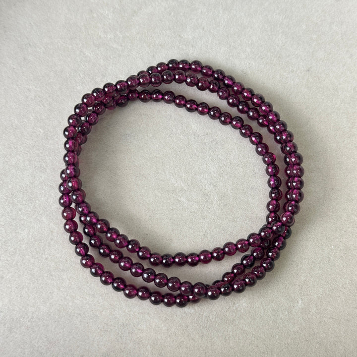 Three Cires Garnet Bracelet 3.6-3.7mm