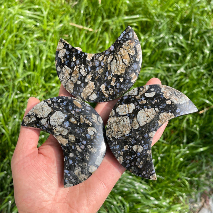 Natural Crystal Que Sera Stone Moon Carving