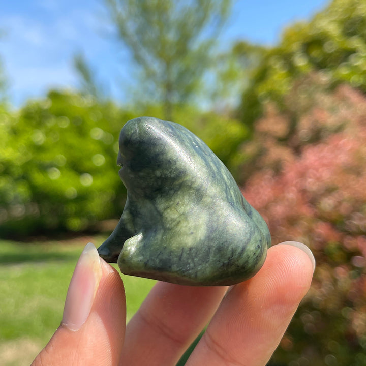 Natural Crystal Serpentine Round Frog Carving