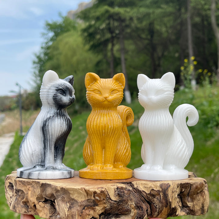 Natural Crystal Striped Cat Carving