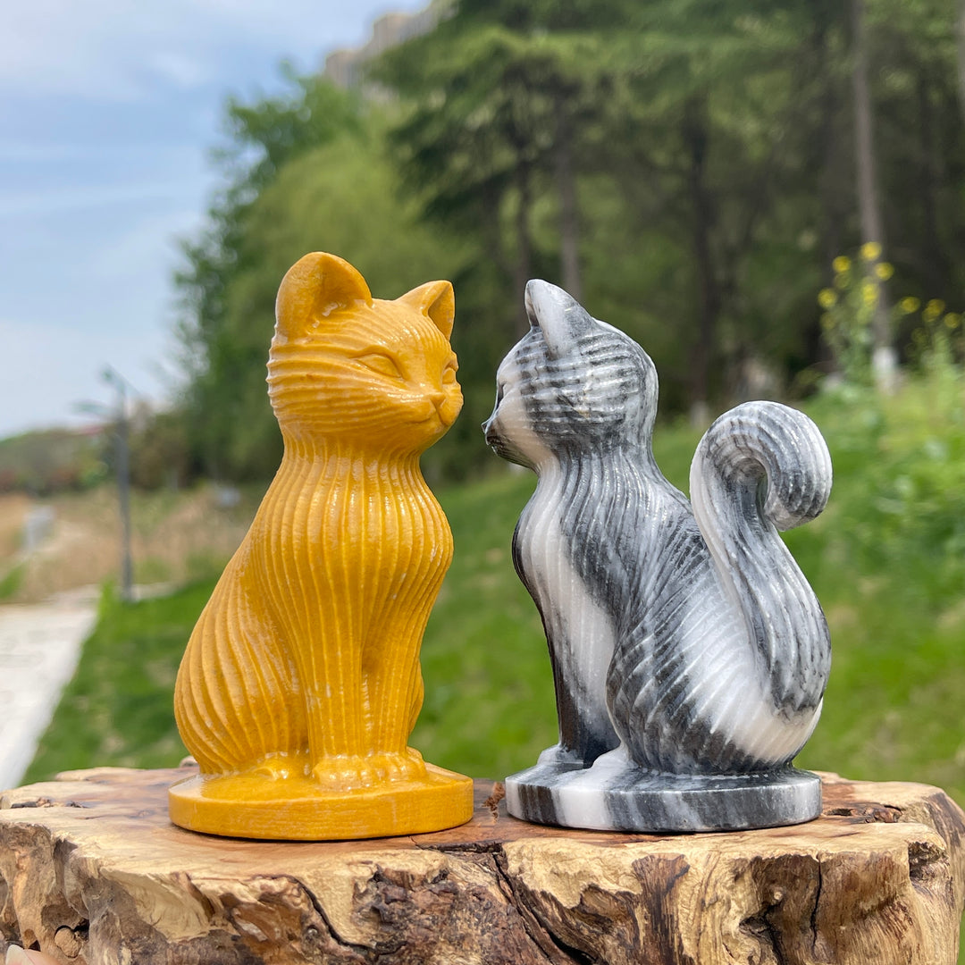 Natural Crystal Striped Cat Carving