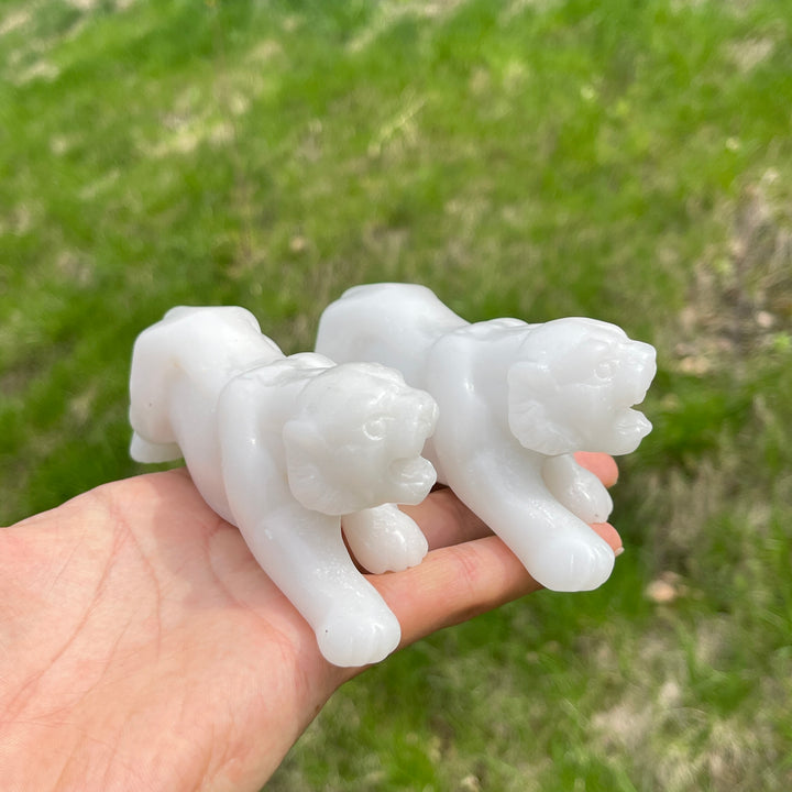 Natural Crystal White Jade Tiger Carving