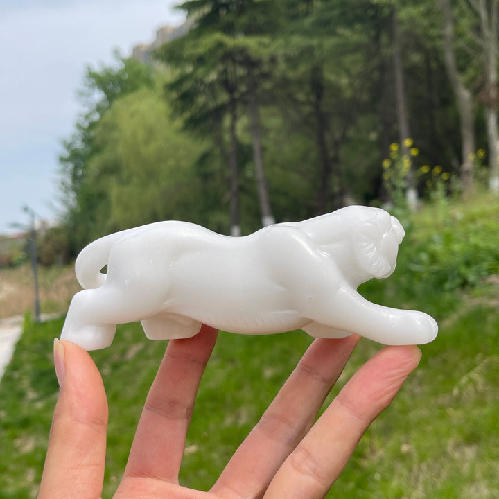 Natural Crystal White Jade Tiger Carving