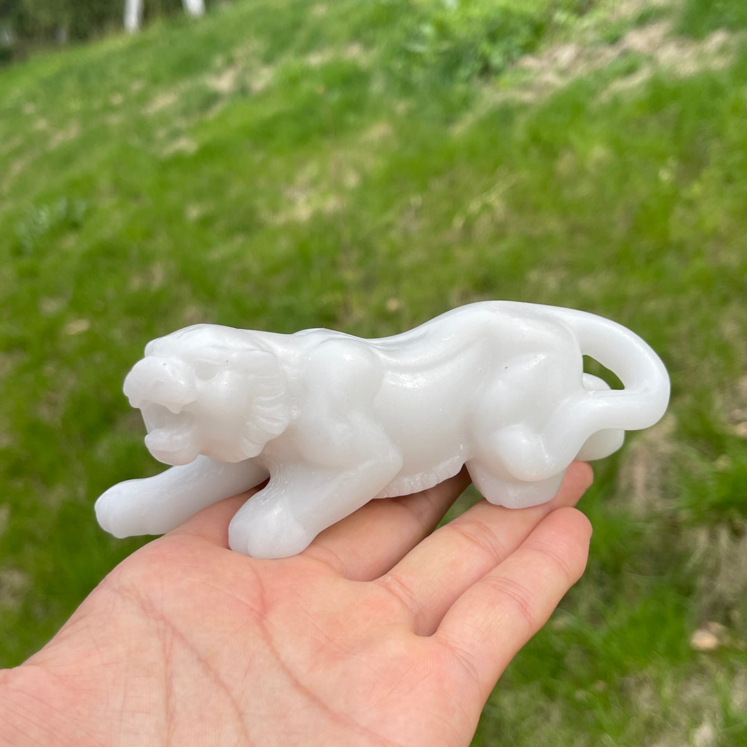Natural Crystal White Jade Tiger Carving