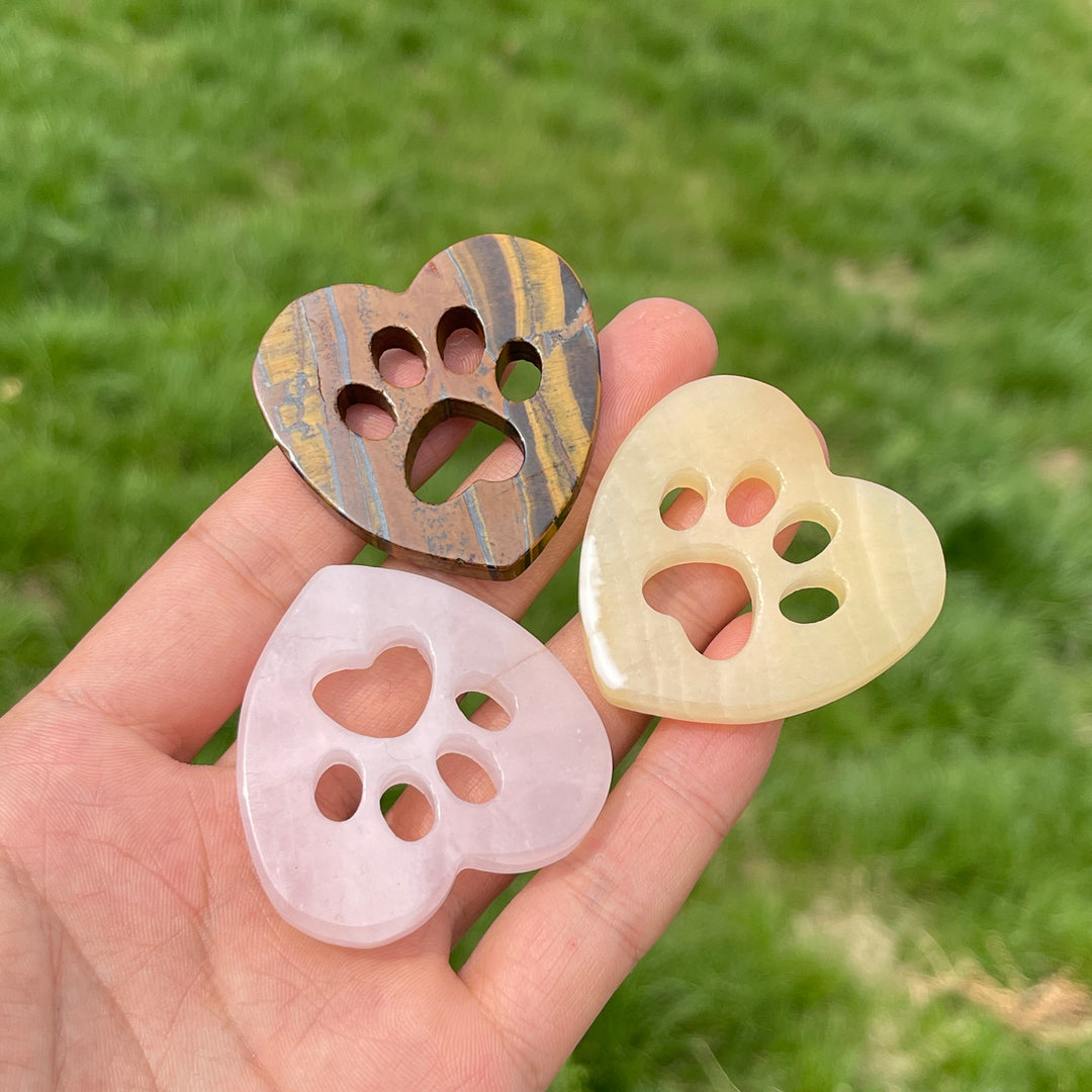 Natural Crystal Heart Cat Paw Carving