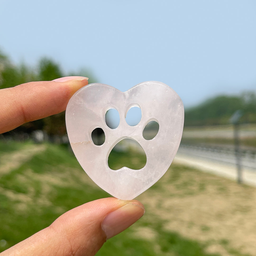 Natural Crystal Heart Cat Paw Carving
