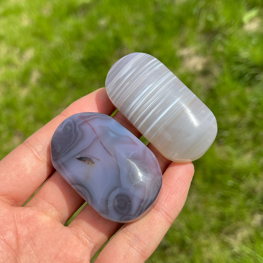 Natural African Red Agate Palm Stone