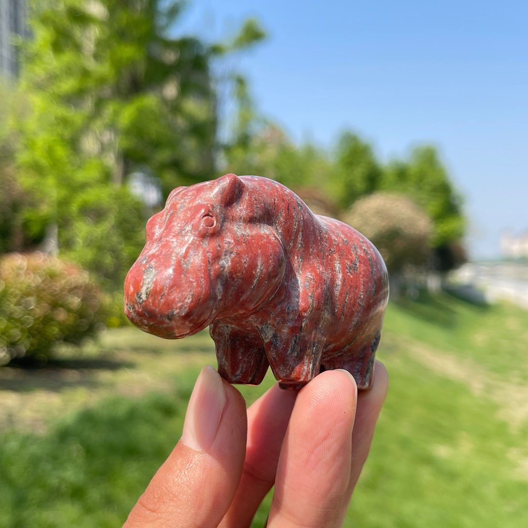 Natural Crystal Red Aventurine Hippo Carving
