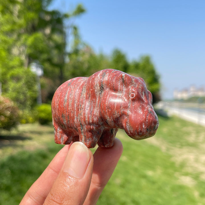 Natural Crystal Red Aventurine Hippo Carving