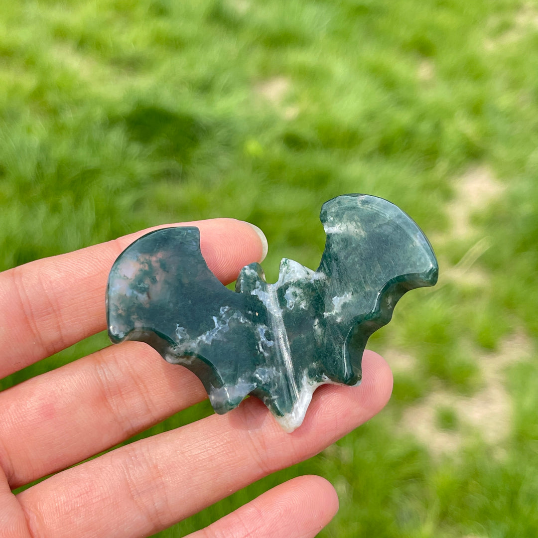 Natural Crystal 3D Bat Carving