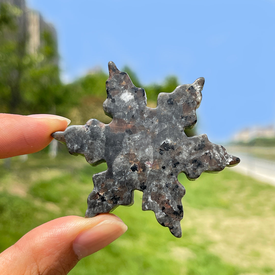 Natural Crystal Carving Snowflake