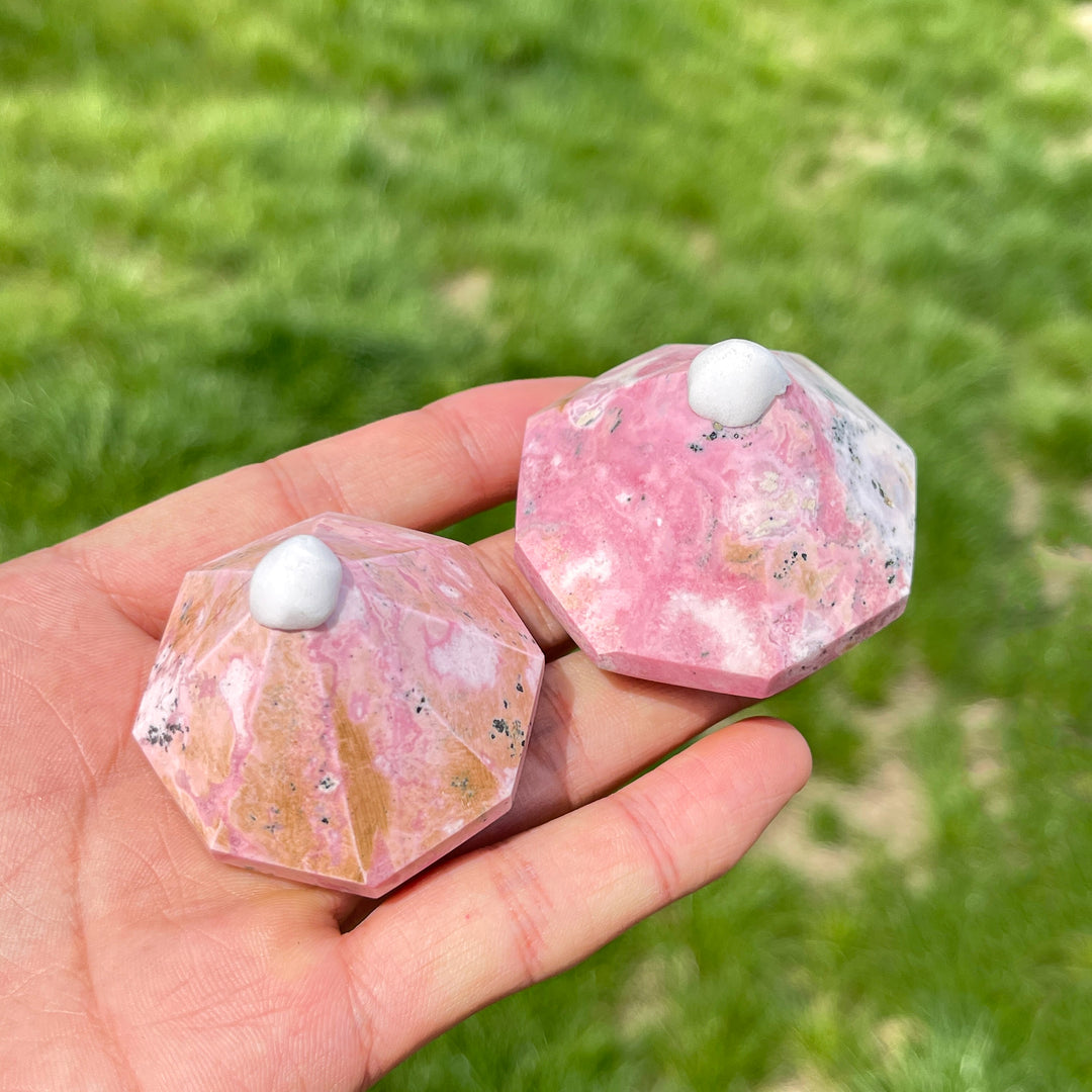 Peruvian Rhodonite Diamond Carving