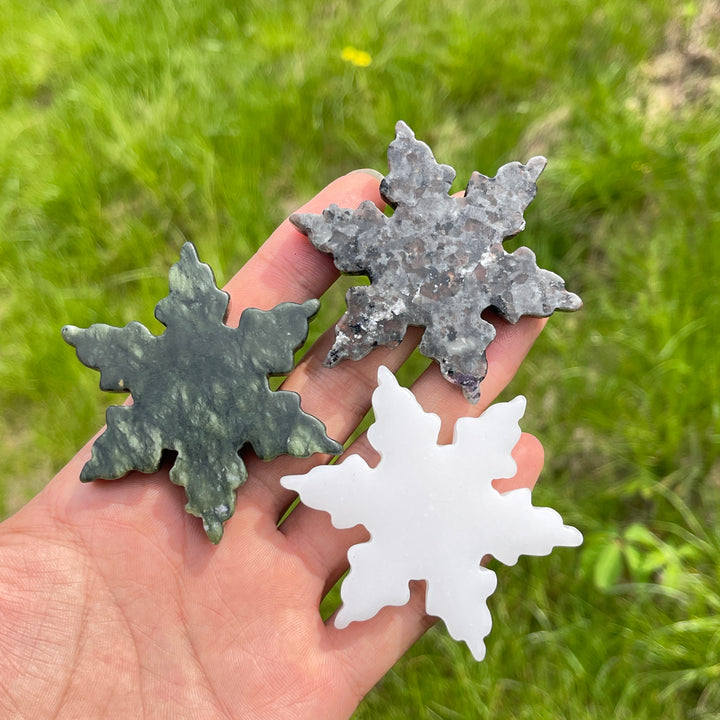 Natural Crystal Carving Snowflake
