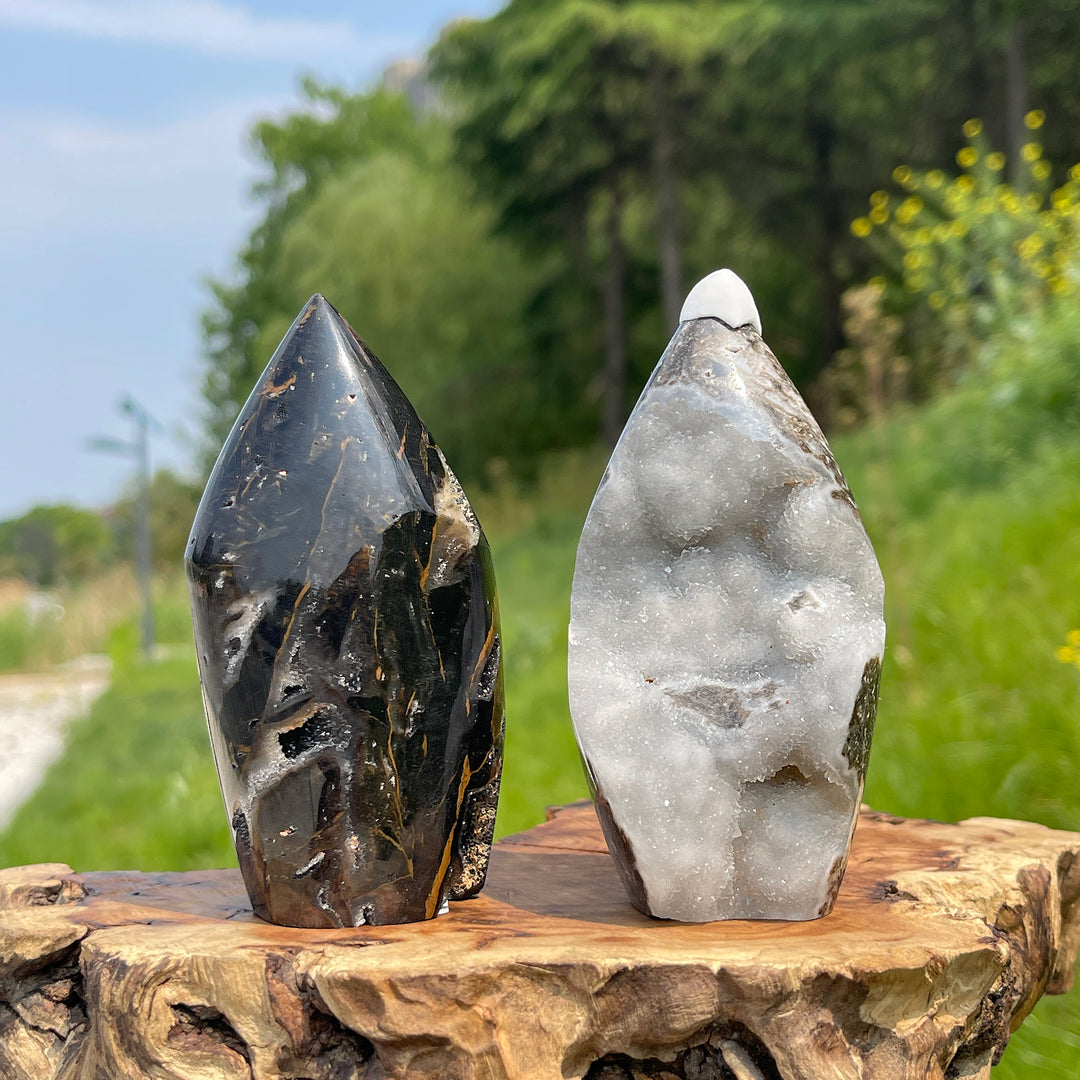 Unique,Natural Natural Sphalerite Teardrop