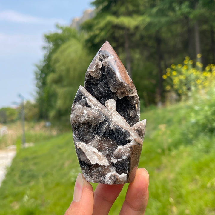 Unique,Natural Natural Sphalerite Teardrop
