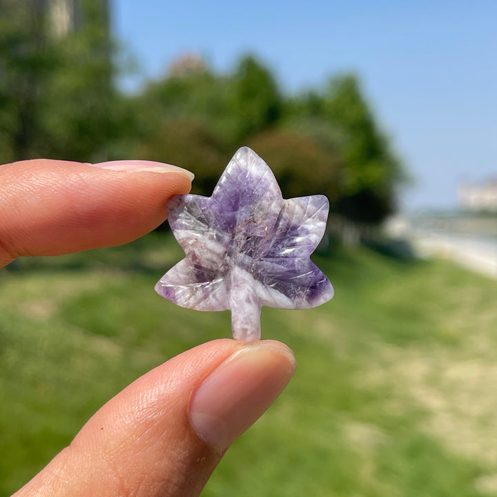 Natural Crystal Mini Maple Leaf Carving