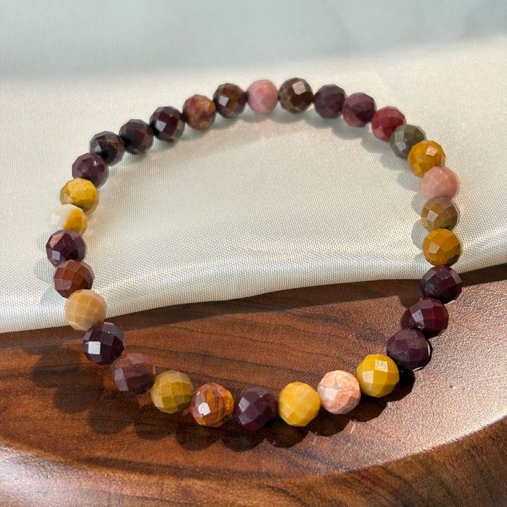 Mookaite Bracelet 5.3-5.6mm