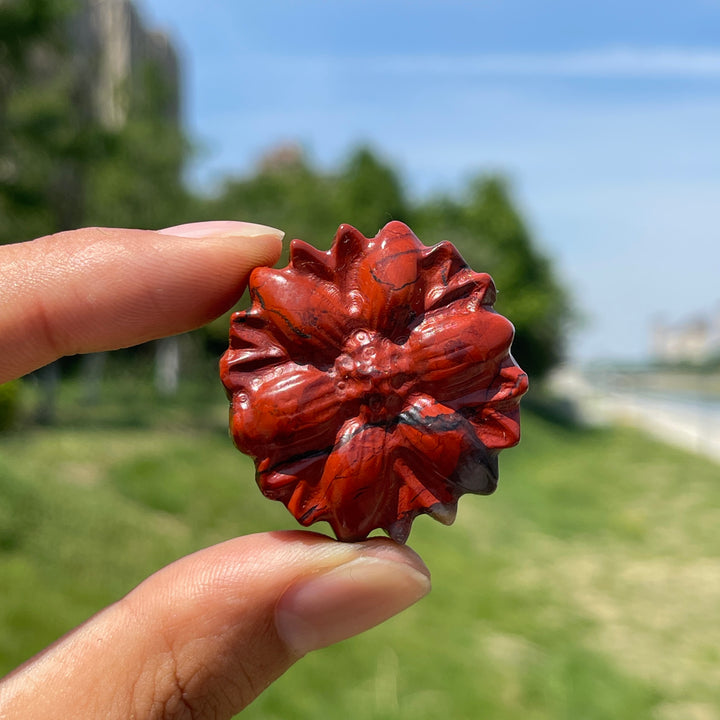 Natural Crystal Carving Daisy