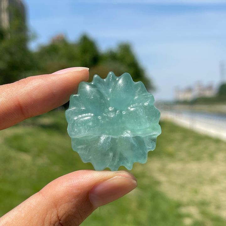 Natural Crystal Carving Daisy