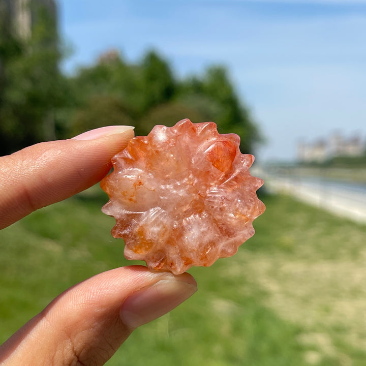 Natural Crystal Carving Daisy