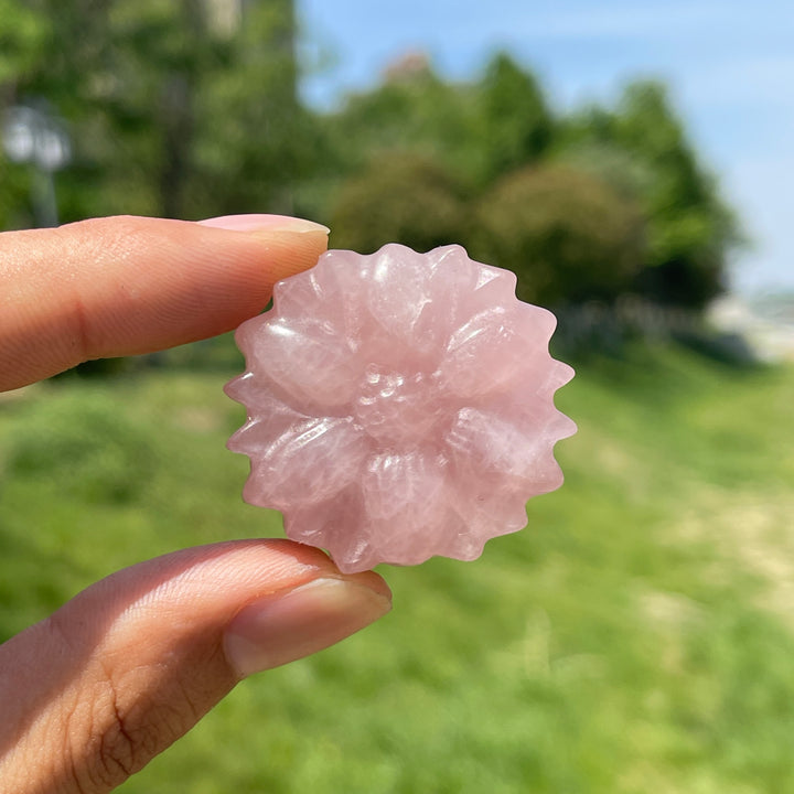 Natural Crystal Carving Daisy