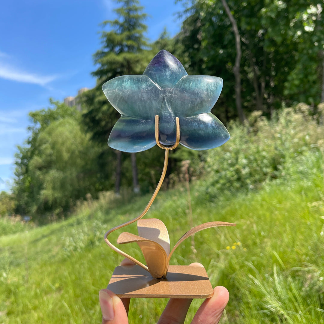 Unique,Natural Crystal Orchid Carving