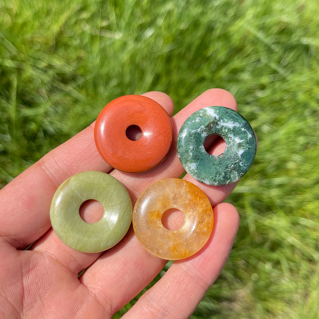 Natural Crystal Peace Donut Carving