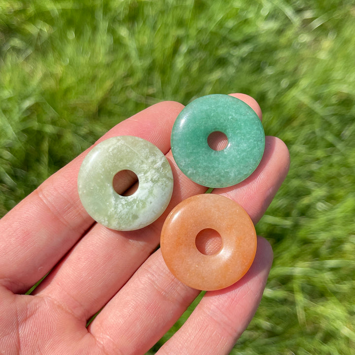 Natural Crystal Peace Donut Carving