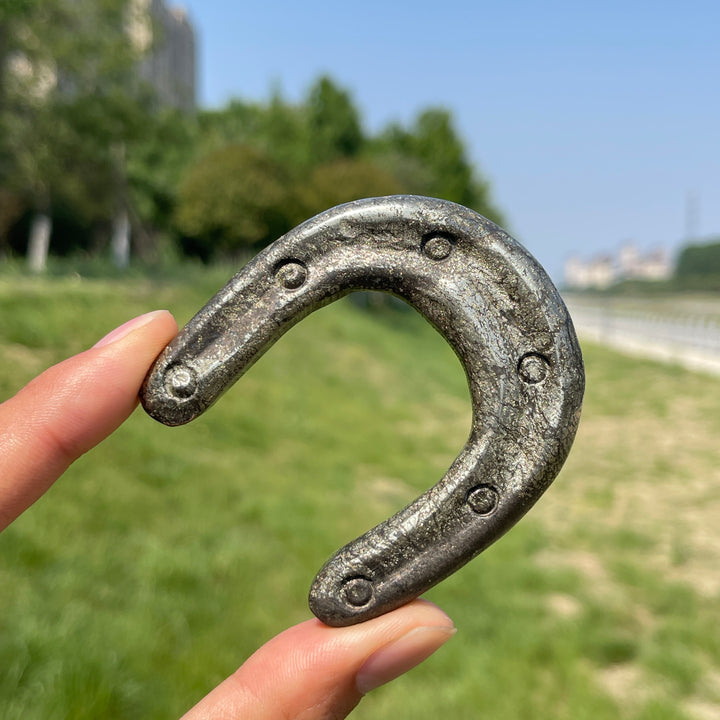 Natural Crystal Horseshoe Carving
