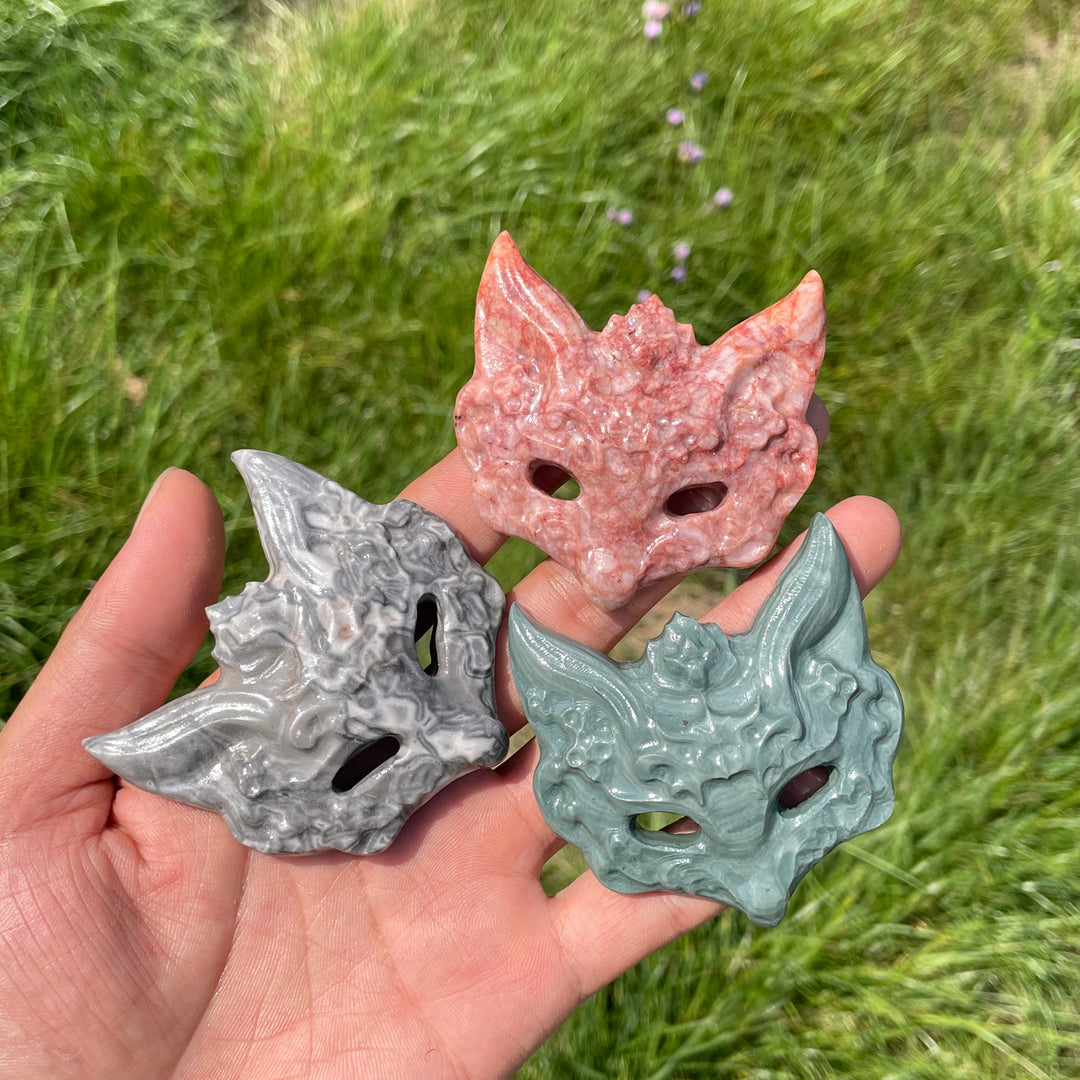 Natural Crystal Enchanting Fox Mask Carving