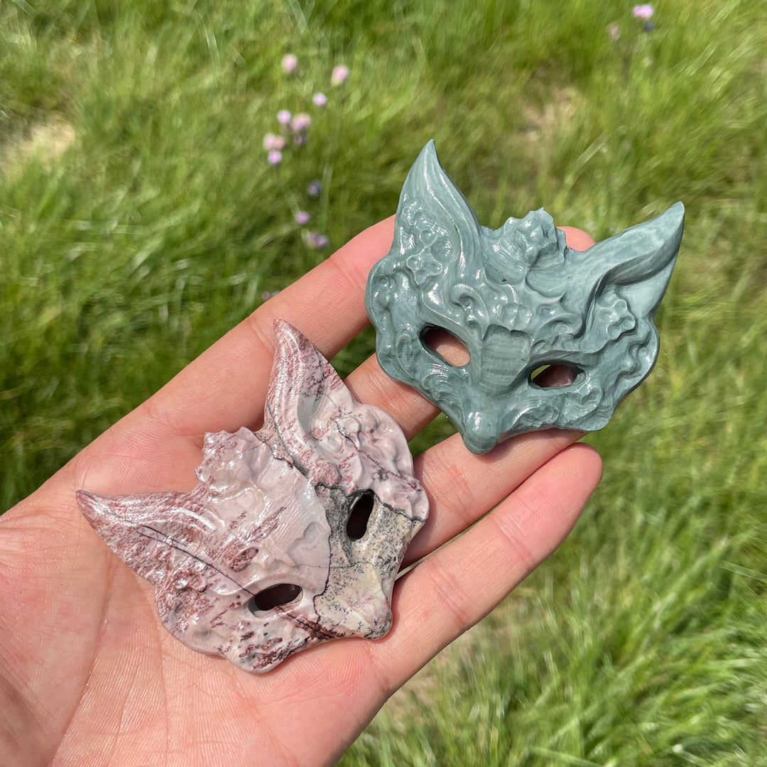 Natural Crystal Enchanting Fox Mask Carving