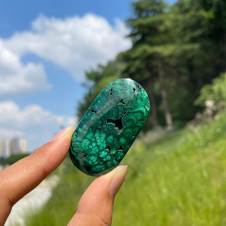 Natural Crystal Malachite Palmstone