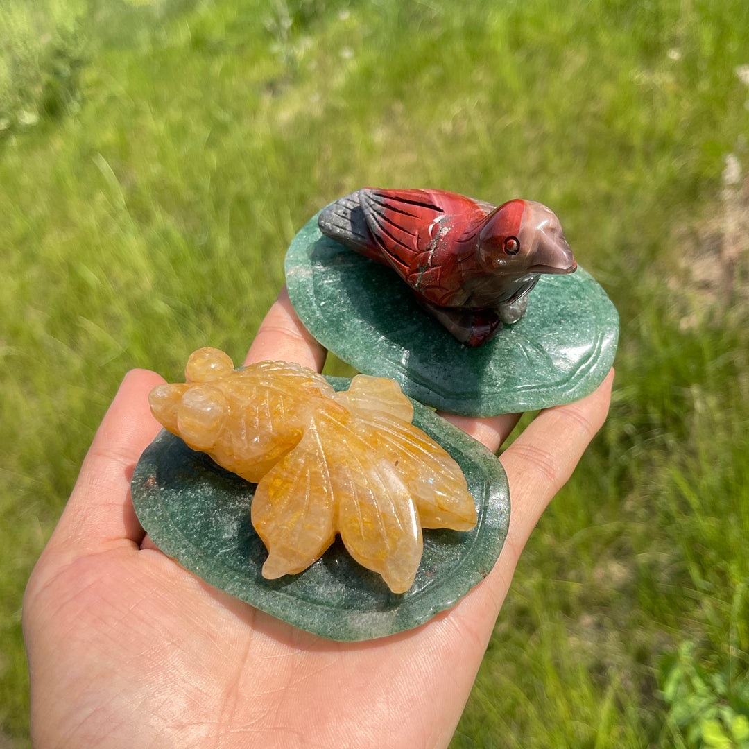 Unique,Natural Crystal Animal On Lotus Leaf Carving