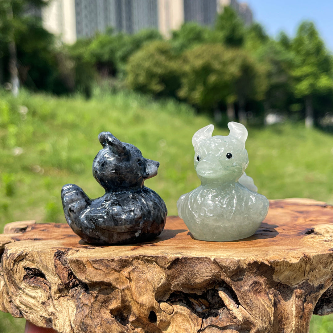 Natural Crystal Cute Devil Duck Carving