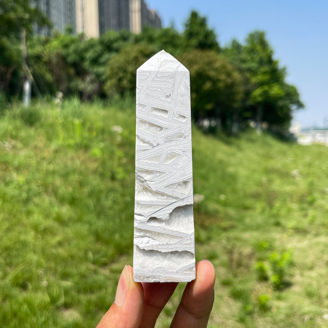 Natural Crystal White Mexican Agate Point