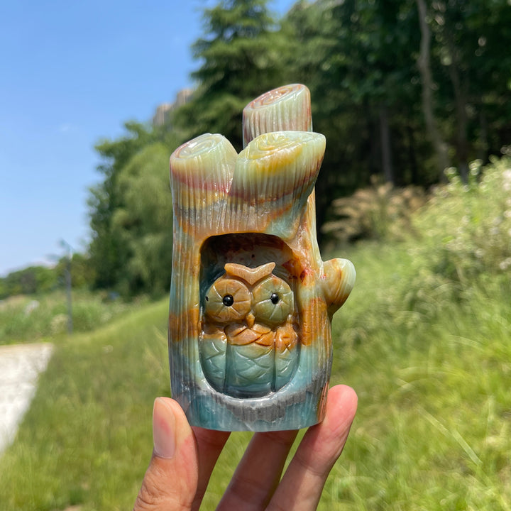 Unique,A Slightly Imperfect Natural Blue Quartzite Owl Tree Stump Carving