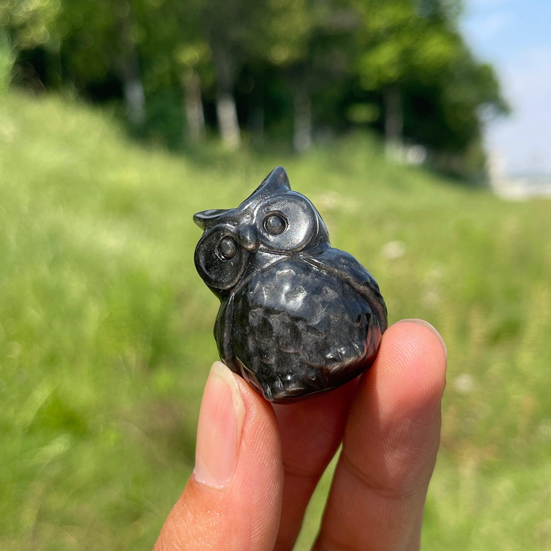 Natural Cute Silver Obsidian Owl Carving