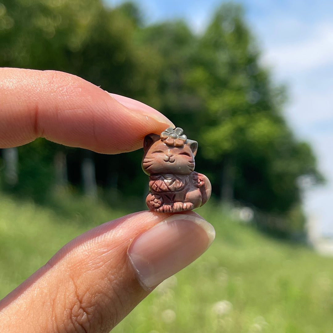 Natural Crystal Alashan Agate Floral-Crowned Cat Carving
