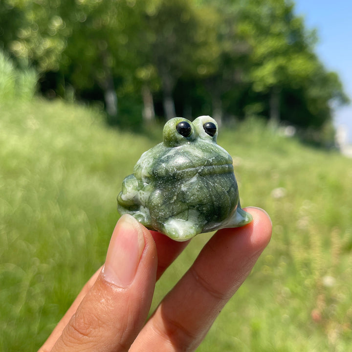 Natural Chubby Serpentine Frog Carving