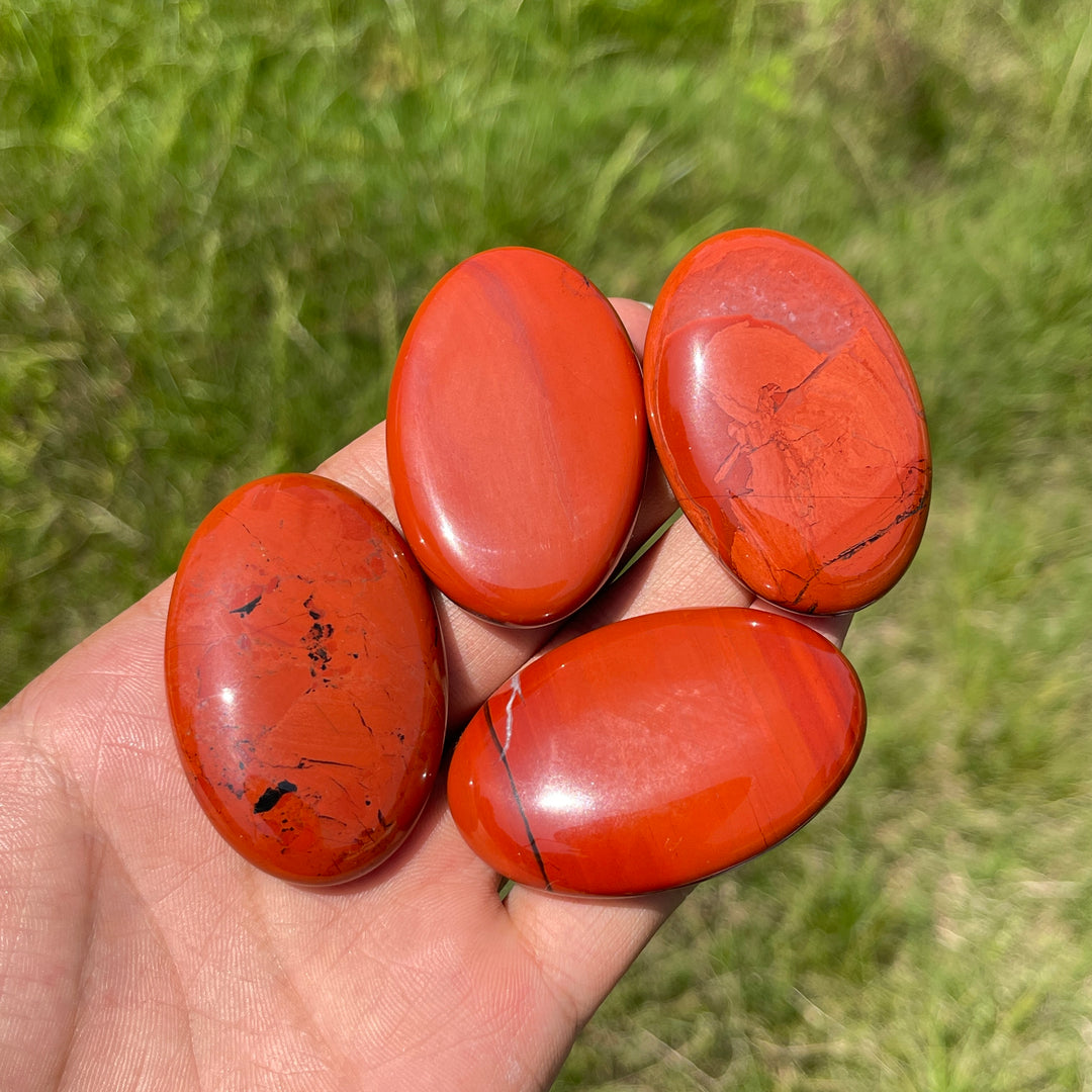 Natural Crystal Red Jasper Palm Stone