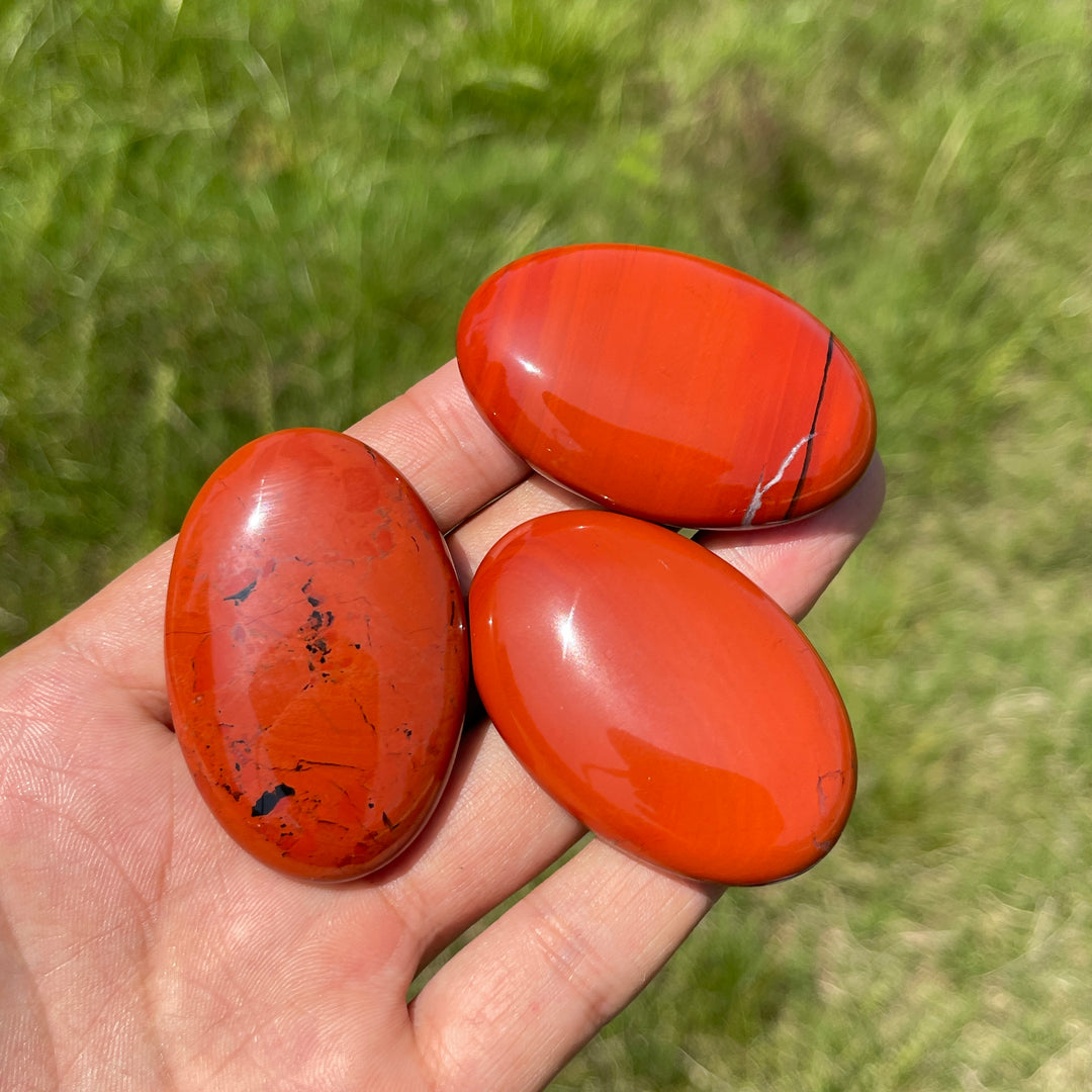 Natural Crystal Red Jasper Palm Stone