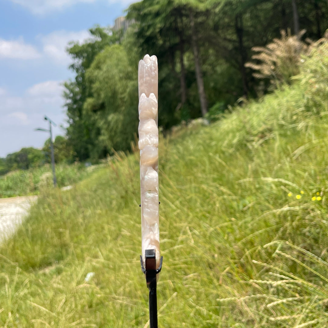 Unique,A Slightly Imperfect Natural Elegant Flower Agate Nine-Tailed Fox Carving
