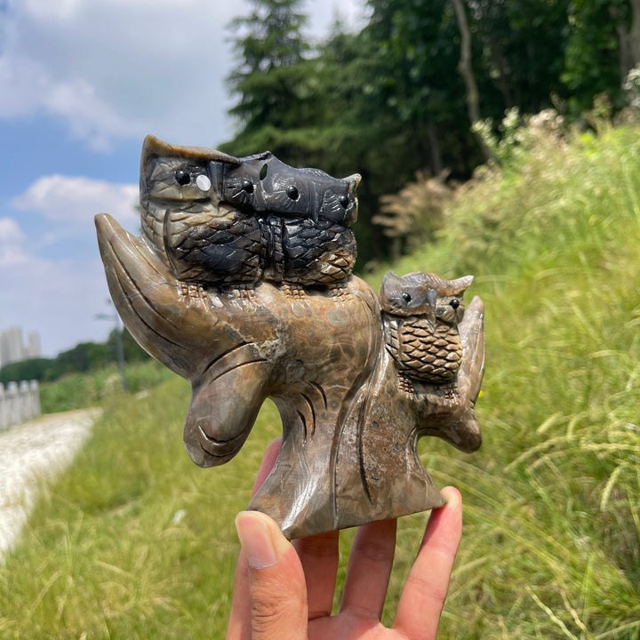 Unique,A Slightly Imperfect Natural Volcanic Agate Owl Family Carving