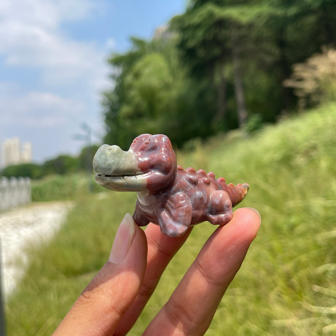 Natural Crystal Adorable Cute Crocodile Carving